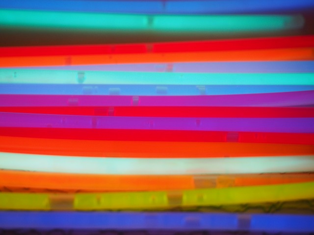 /ManitobaPoisonCentre/media/Images/Site/glow-sticks.jpg?ext=.jpg